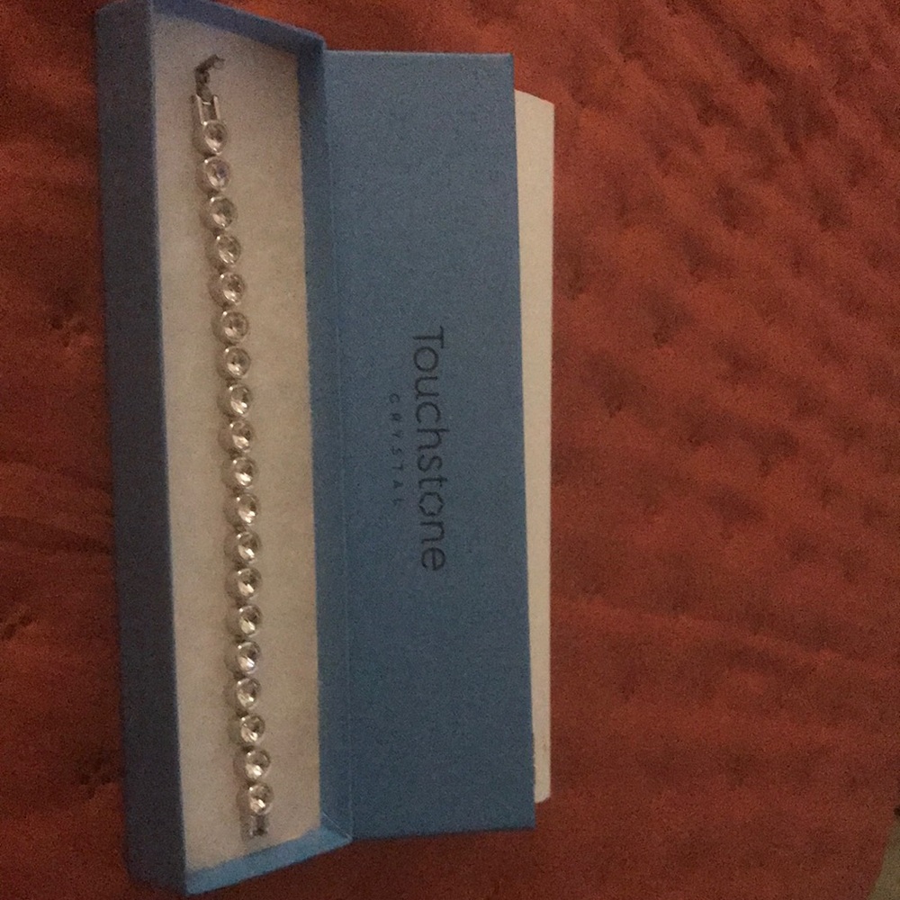 I am selling one of my number one items for a great price.